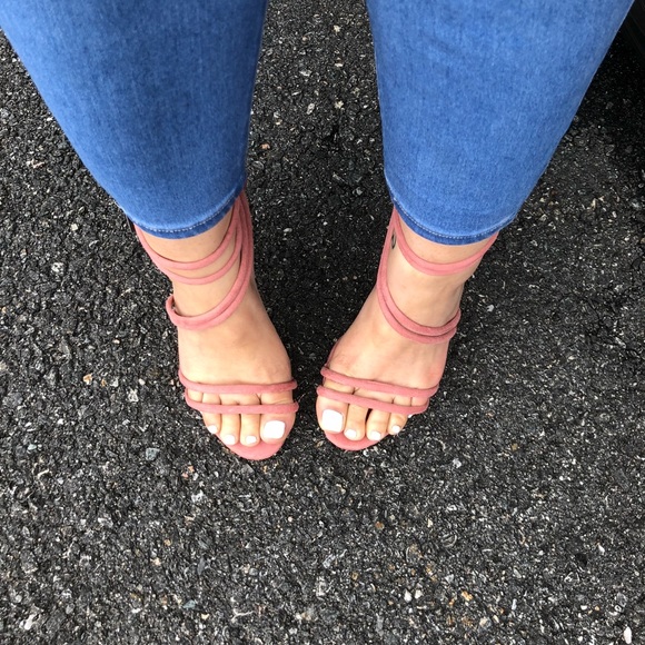 🌷Spring🌷Mauve heels - Picture 2 of 8